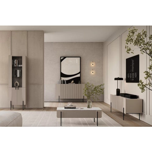 Komoda Malmi 150 cm - kaszmir / crema bianca / czarne nóżki